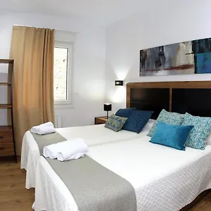 Piso Reformado A 2 Min Del Casco Viejo Con Garaje Gratis , Bilbao Spagna